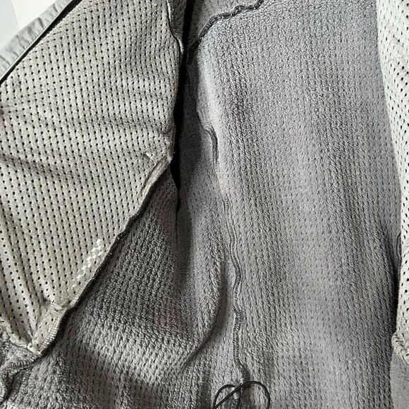 Patagonia Black Fluffy Fleece Jacket Zippered Gray Lining - Picture 12 of 16